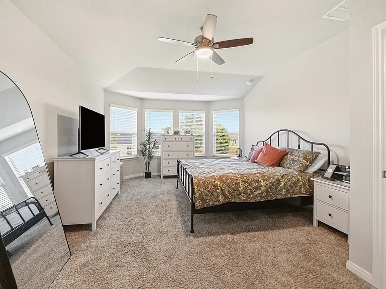 4546 Longhorn Crst — Photo 11