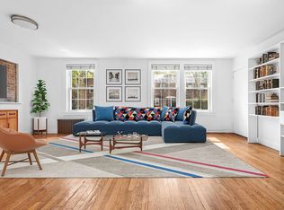 3984 45th St, Long Island City, NY 11104