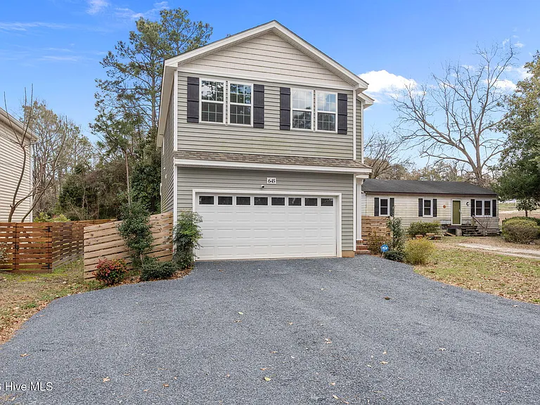 645 S Gaines St — Photo 42