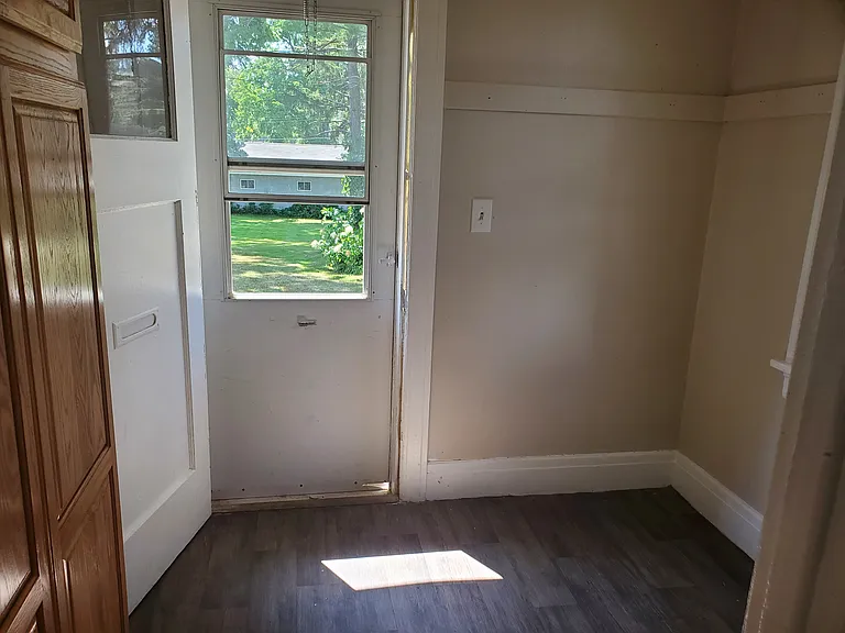 608 Red Wing Ave — Photo 11