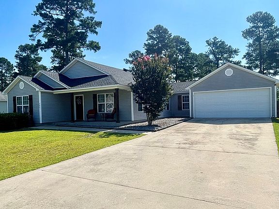 3rd image of 5661 Emily Ln