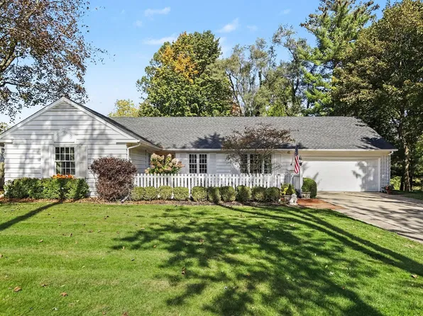 1006 Edgemoor Ave, Kalamazoo, MI 49008