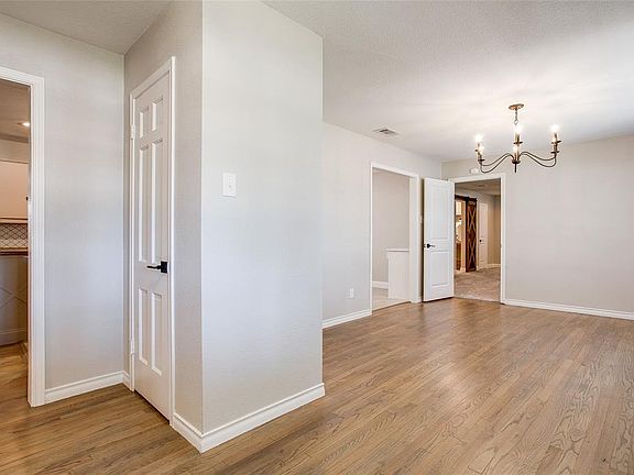5th image of 220 N Town East Blvd