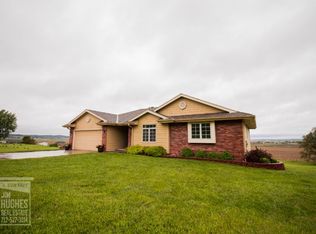 60744 Levi Rd, Glenwood, IA 51534