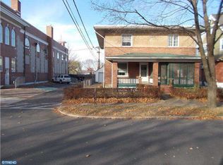 67 Main St, Roebling, NJ 08554