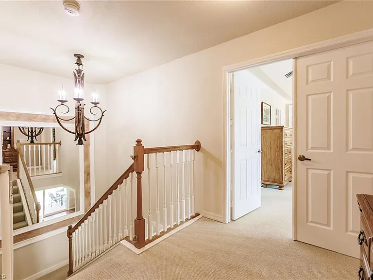 7859 Berkshire Pines Dr — Photo 19