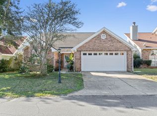 311 Rue Dianne, Mary Esther, FL 32569