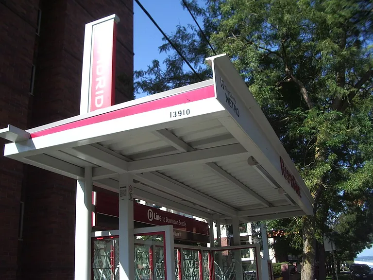 221 W Mercer St — Photo 23