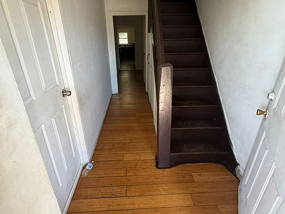 5th image of 1226 Howard St Floor 2
