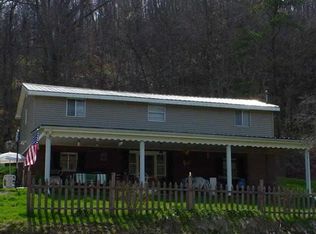 4175 Orchard Dr, Huntington, WV 25701