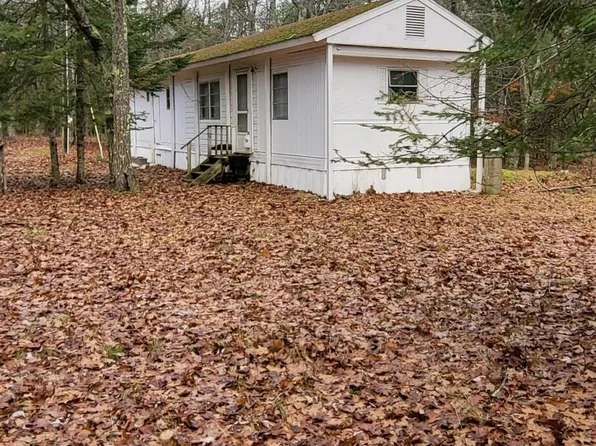 1309 Onondaga Ave, Bois Blanc Island, MI 49775