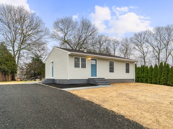 54 Oslo Street, Groton, CT 06355