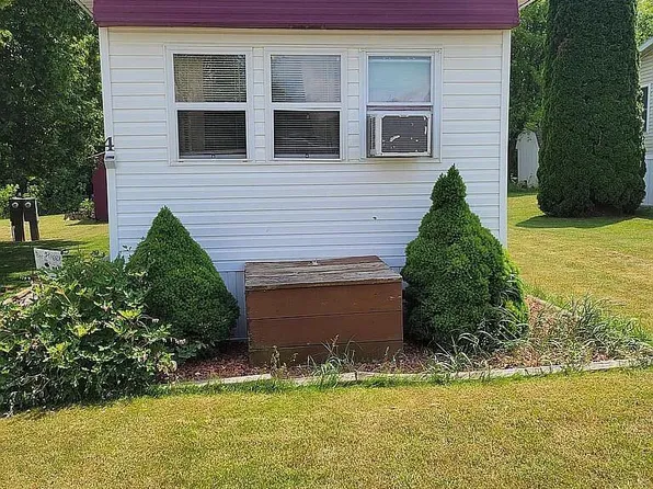4 Oxford Dr, Selinsgrove, PA 17870