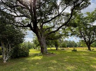 15521 Old River Rd, Vancleave, MS 39565