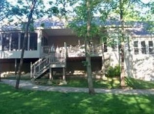 25395 Sunset Ln, Paola, KS 66071