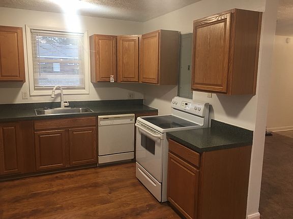 5th image of 2925 Battery Ave #House