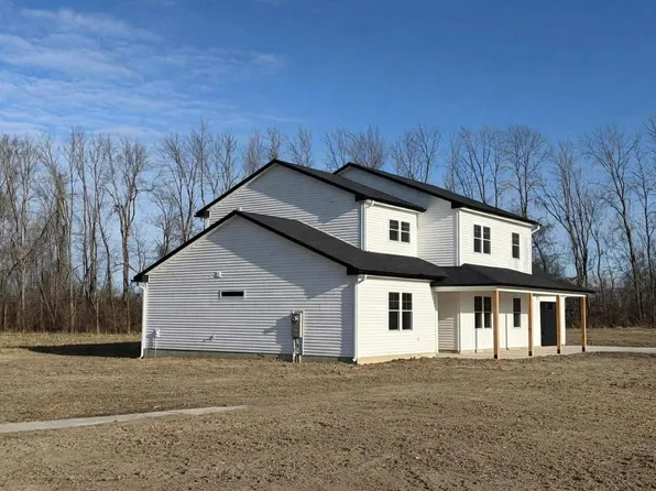 52 Cody Drive, St. Albans Town, VT 05478