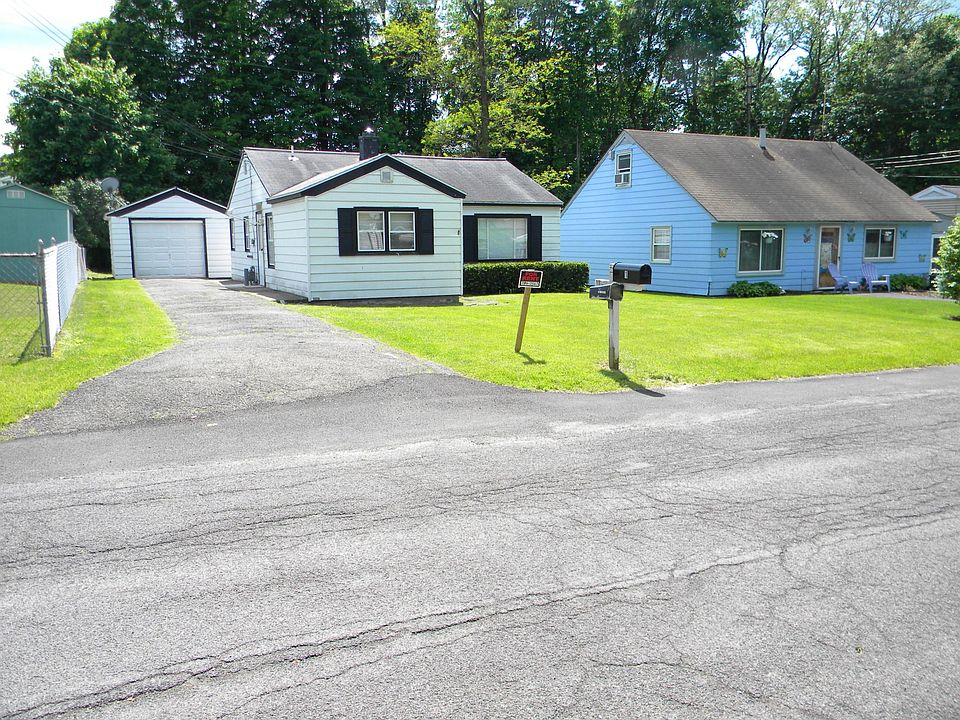 House front and garage