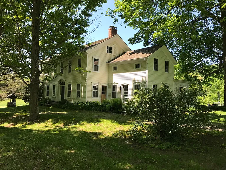 Chestnut Ridge Rd — Photo 1