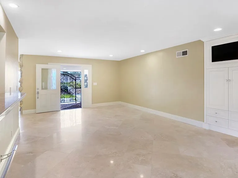 32722 Seven Seas Dr — Photo 8