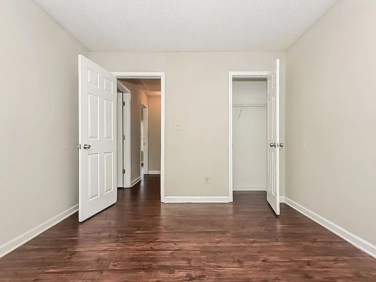 68 Hampton Oaks Dr — Photo 15