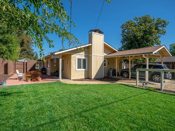 22263 I St #B, Santa Margarita, CA 93453