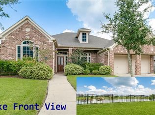 14005 Savannah Landing Ln, Rosharon, TX 77583