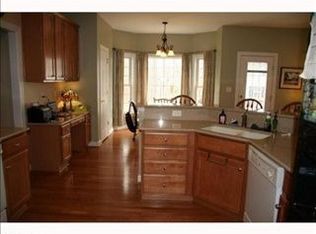 104 Overlook Point, Yorktown, VA 23693