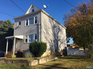 312 Main Ave, Wallington, NJ 07057