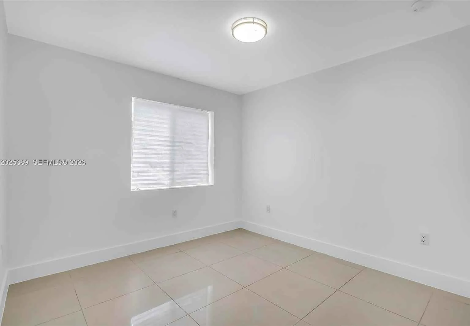 1180 Nw 67th St # 2 Miami, Fl 33150 — Photo 4