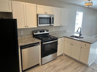 1423B Alex St, Cayce, SC 29033