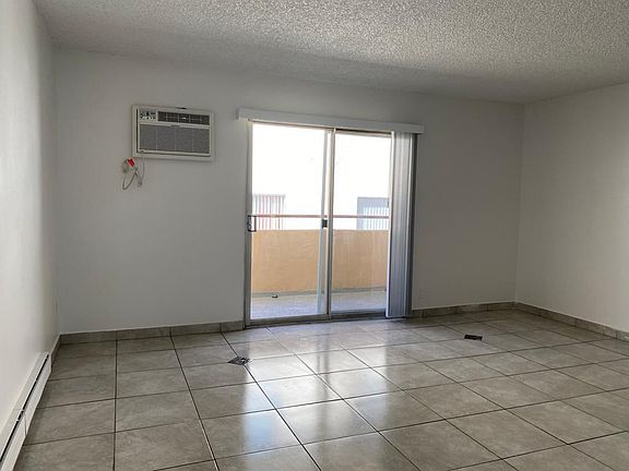 5th image of 15556 Vanowen St APT 24