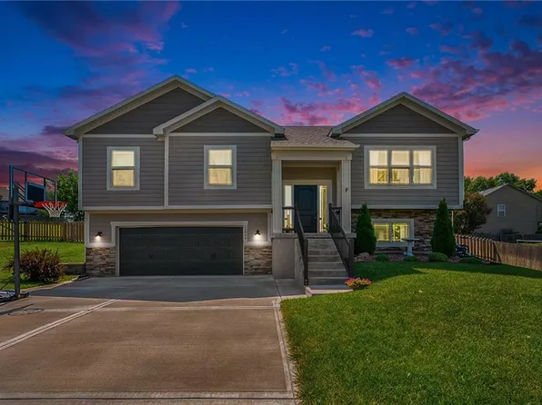 11044 N Laurel Ave, Kansas City, MO 64157