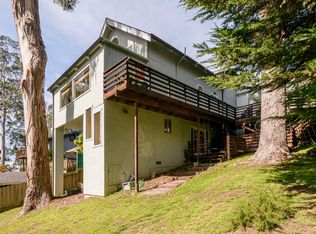 630 Vermont Ave, Moss Beach, CA 94038