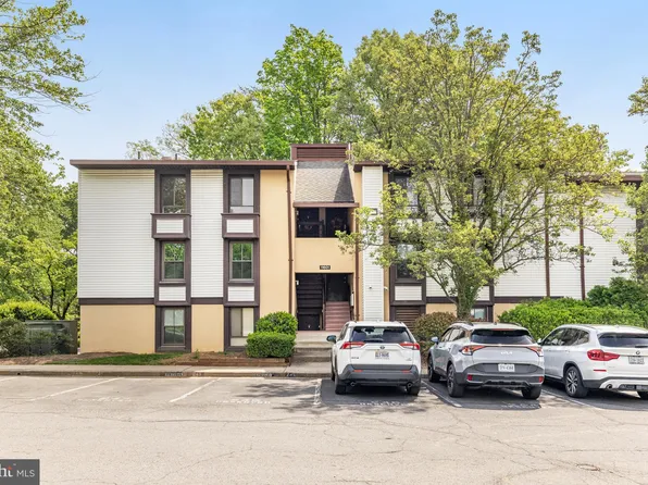 11601 Stoneview Sq APT 21C, Reston, VA 20191