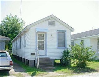 1st image of 831 Avenue A