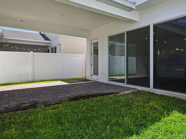 15143 Blue Peacock Ln — Photo 23