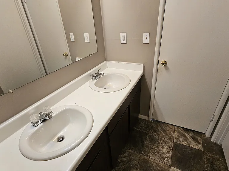 Eagle's Nest — Photo 12