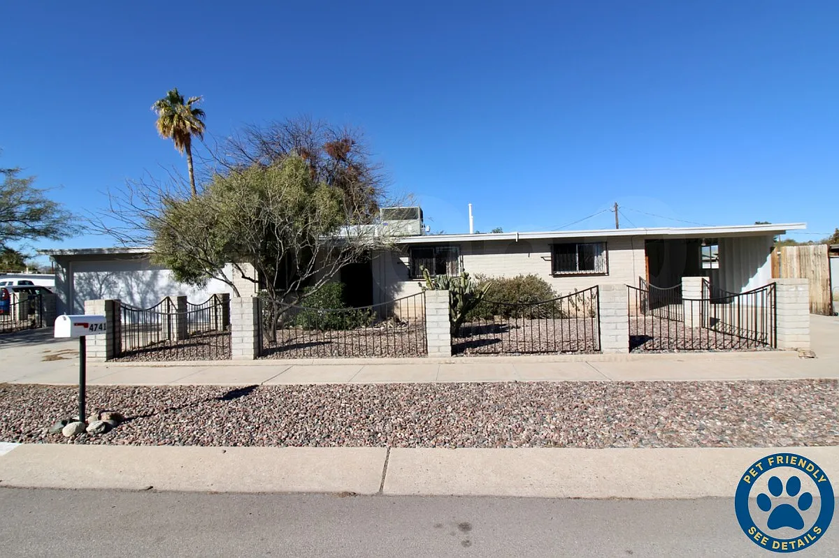 3 bed, 2.0 bath, 1753 sqft, $1,895 — Photo 1