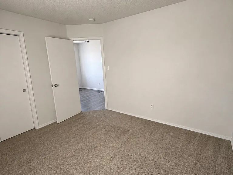 612 Avanti St SW — Photo 13