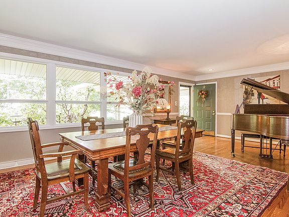Dining/Living room