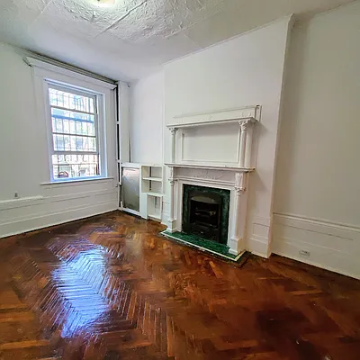 Rented by Corcoran | media 24