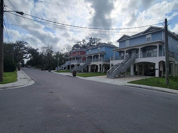 2nd image of 253 Benachi Ave #253