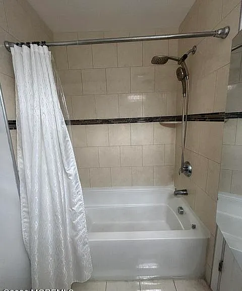 402 4th Ave NE #106 — Photo 17