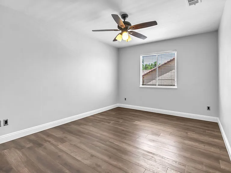 296 Doe Run Cir — Photo 181