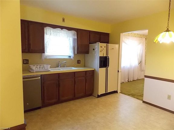 5th image of 3292 Cherrywood Dr