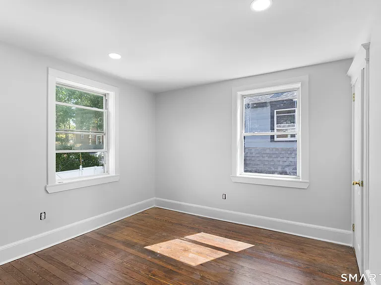 366 Remington St — Photo 11