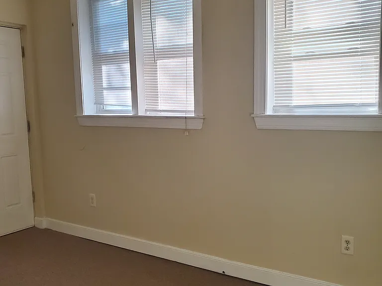 702 N Franklin St #1 — Photo 14