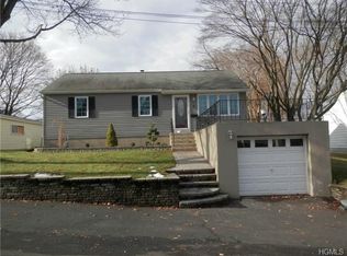 6 Rosebud Dr, Stony Pt, NY 10980