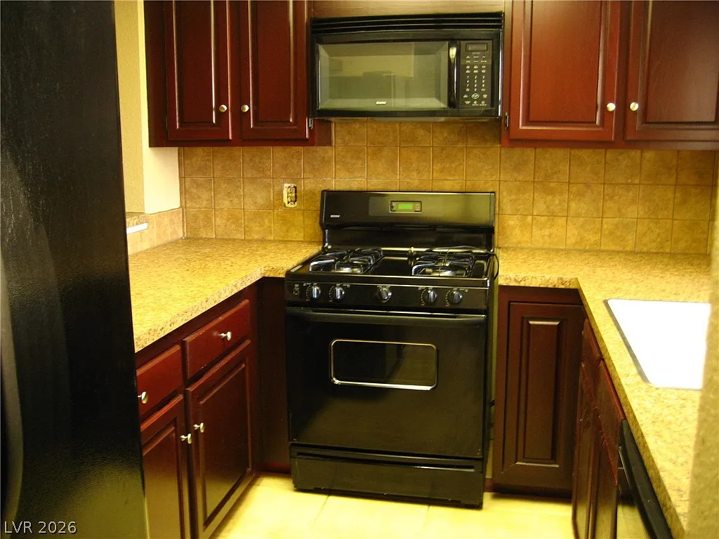 Building Photo - 2894 Lilac Ct #0